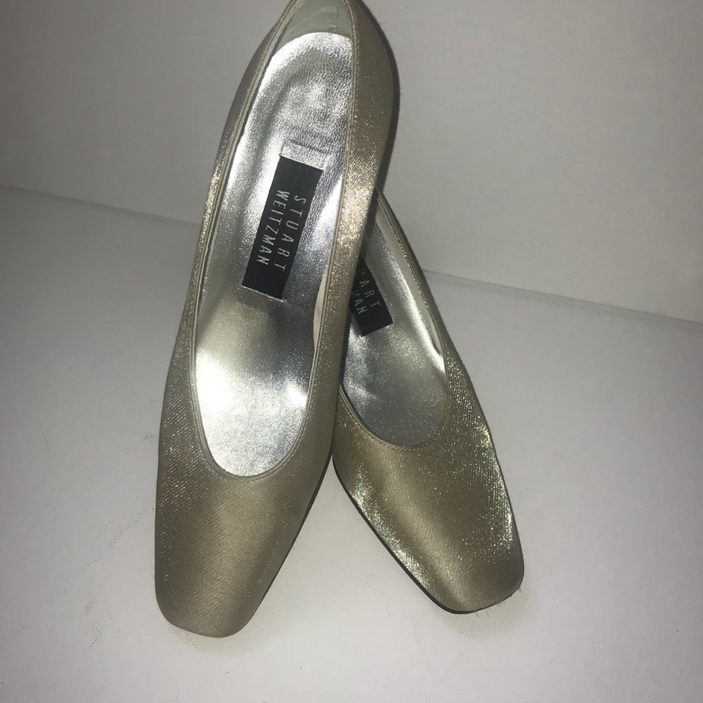 Stuart Weitzman square toe block heels pump